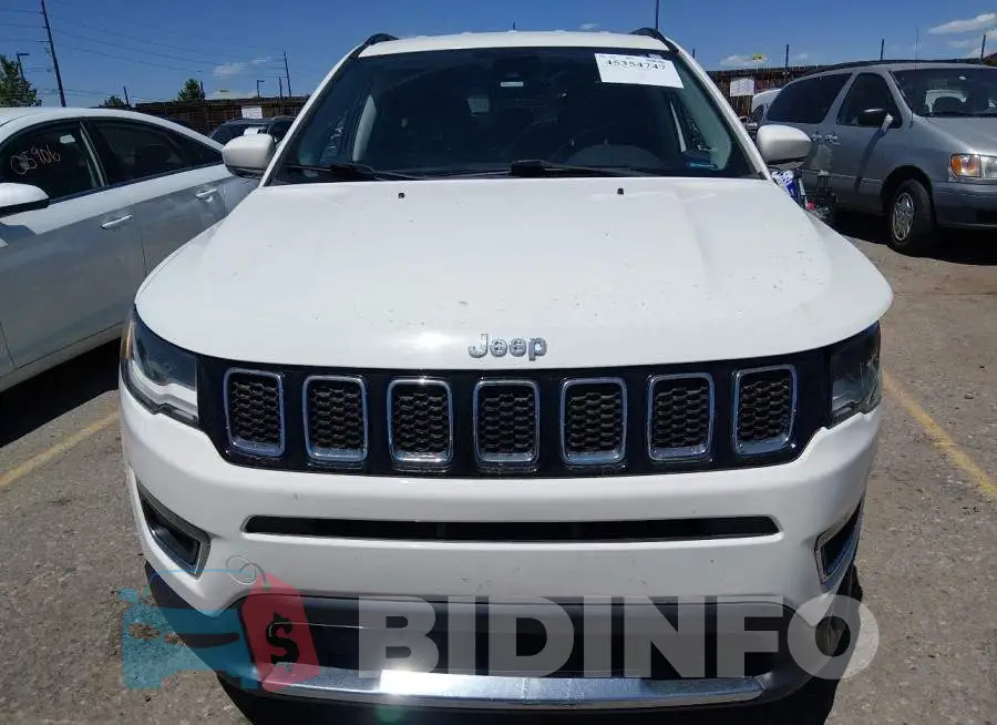 3C4NJCCB5JT406734 Photo# 13