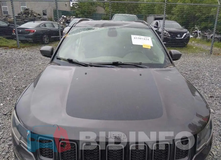 3C4NJDDB3LT223985 Photo# 6