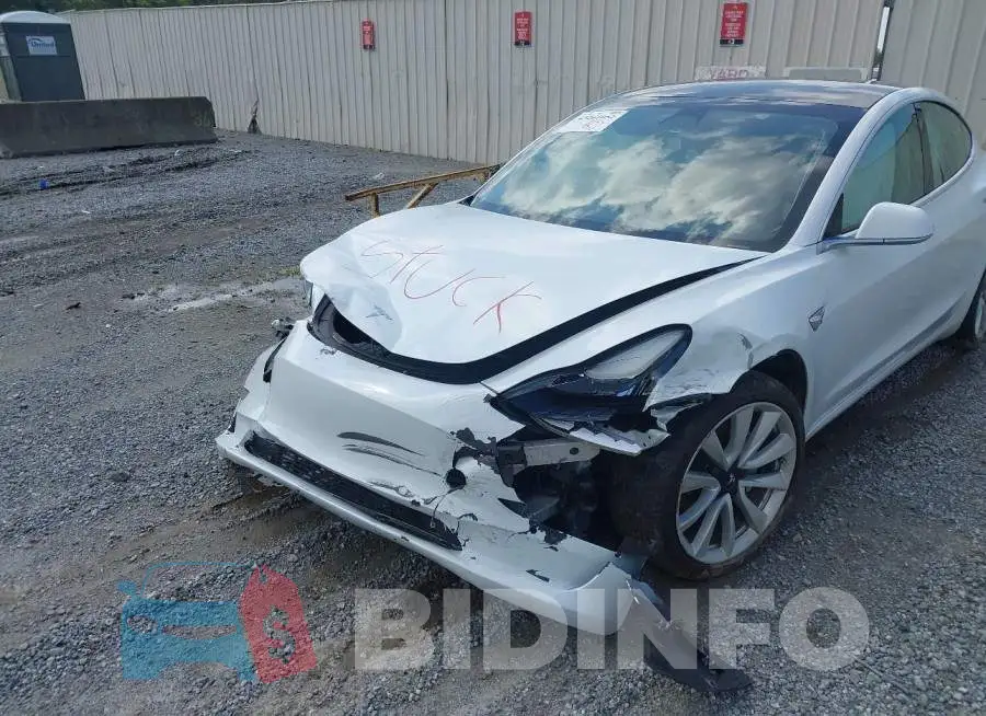 5YJ3E1EB6LF719855 Photo# 2