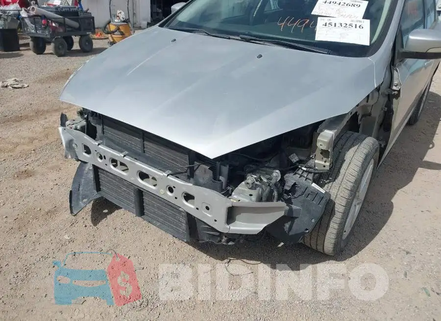 1FADP3F21GL269257 Photo# 6