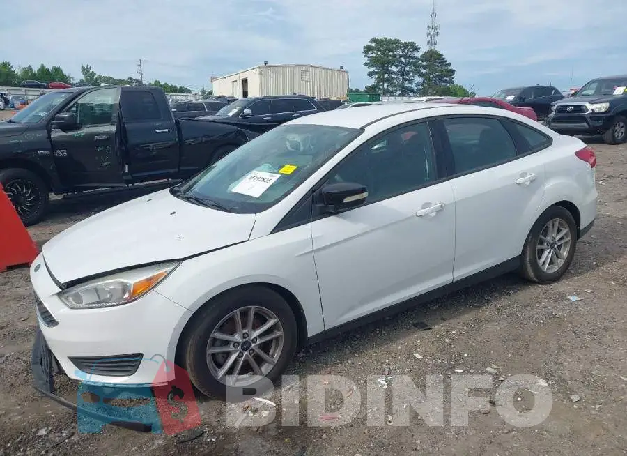 1FADP3F21GL396946 Photo# 2