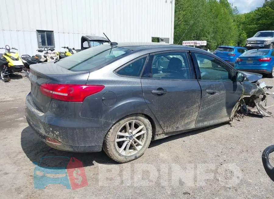 1FADP3F2XHL321552 Photo# 4