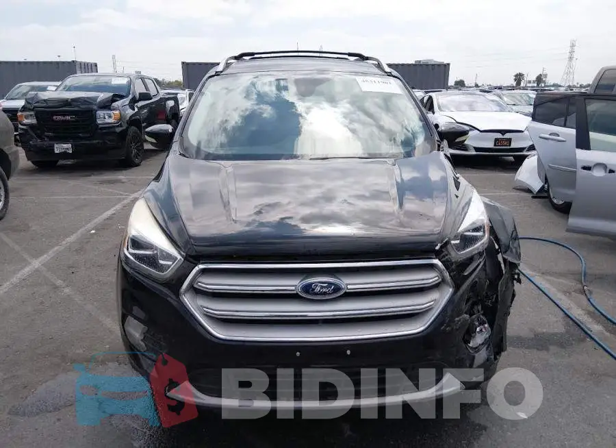 1FMCU0J95KUB79478 Photo# 12