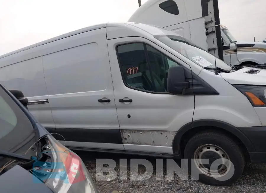 1FTYR2CM5KKA01607 Photo# 13