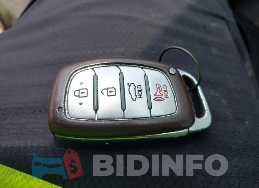 KMHD84LF7HU208541 Photo# 11
