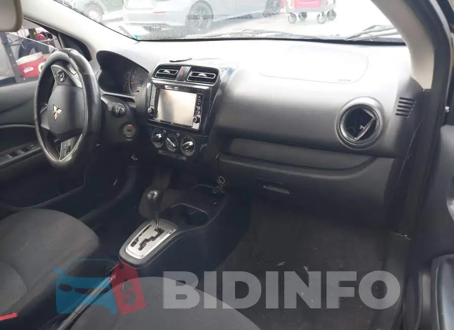 ML32F3FJ1KHF04575 Photo# 5