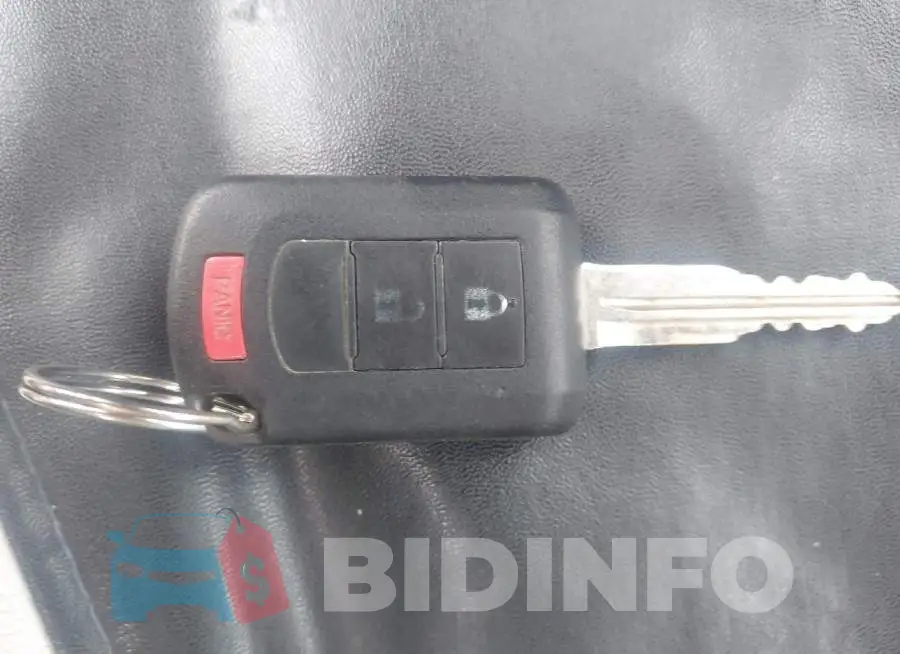 ML32F3FJ9HH000748 Photo# 11