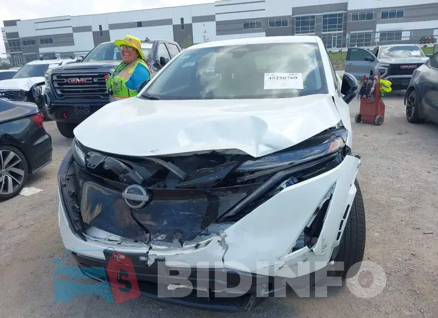 JN1CF0BBXRM739217 Photo# 6