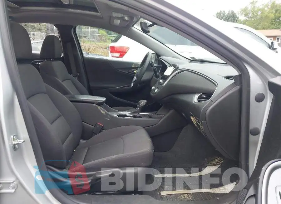 1G1ZD5ST1NF164001 Photo# 5