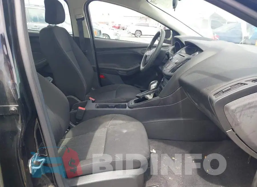1FADP3E26HL348216 Photo# 5