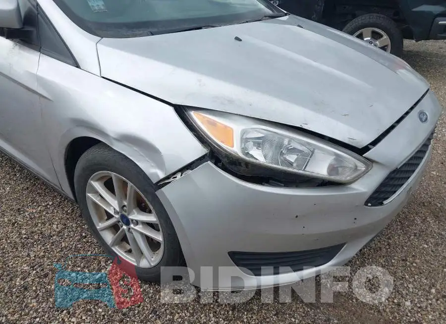 1FADP3F2XHL327724 Photo# 6