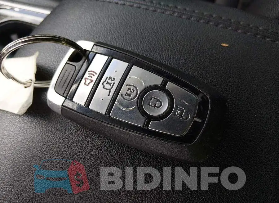 2FMPK4J91LBA92649 Photo# 11
