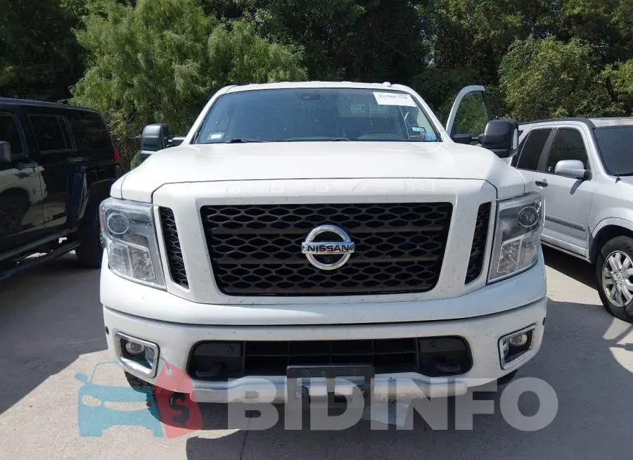 1N6AA1E50JN518817 Photo# 6
