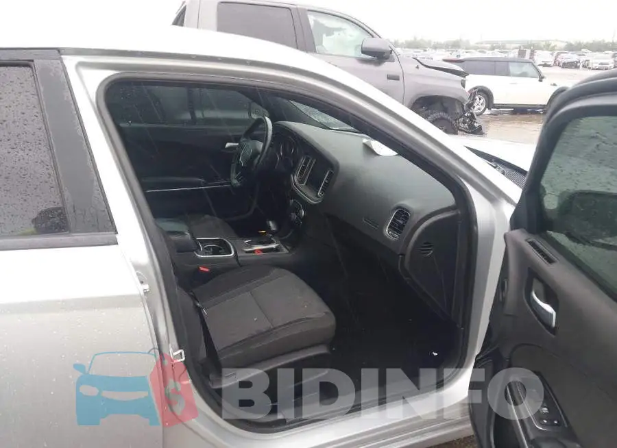 2C3CDXBG6NH231397 Photo# 5