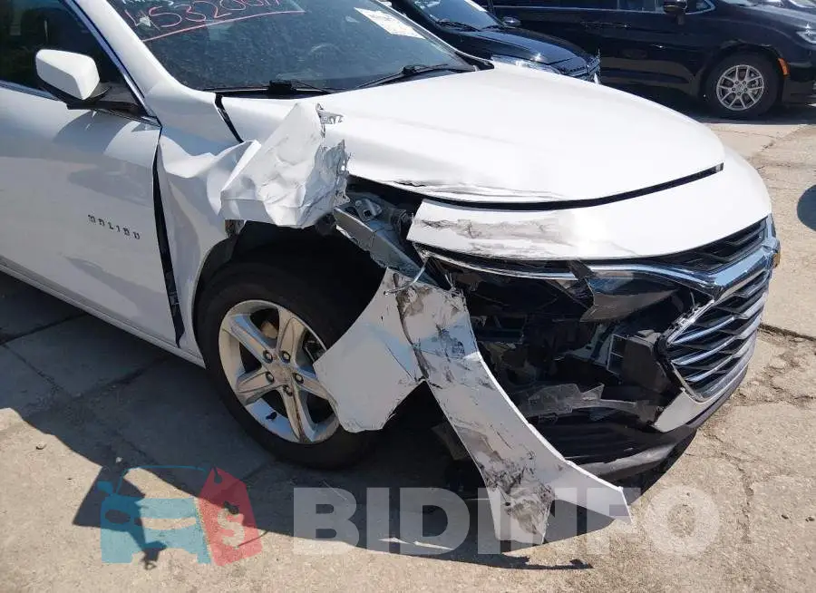 1G1ZD5ST0RF180180 Photo# 6