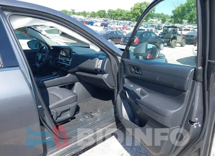 5N1DR3BA1SC249077 Photo# 5