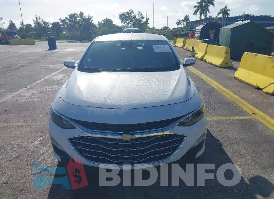 1G1ZD5ST4SF142862 Photo# 12
