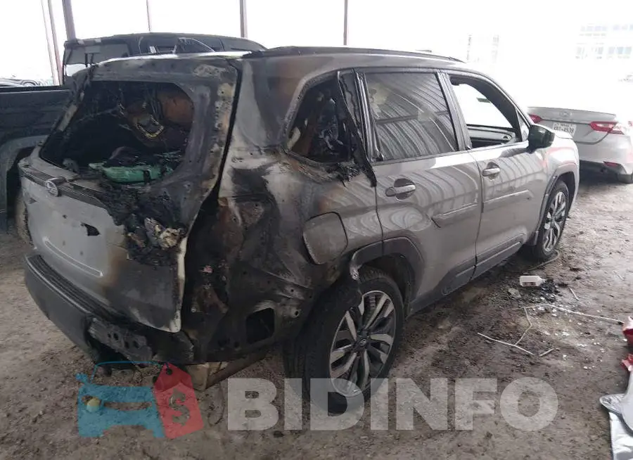 JF2SLDTC7SH415982 Photo# 4