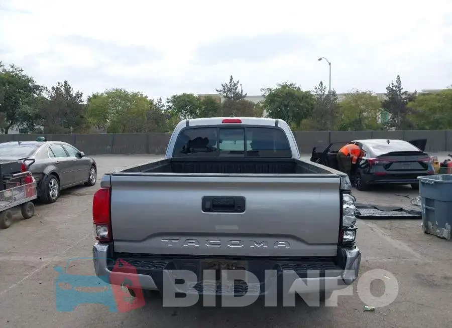 3TYRX5GN6LT001113 Photo# 17