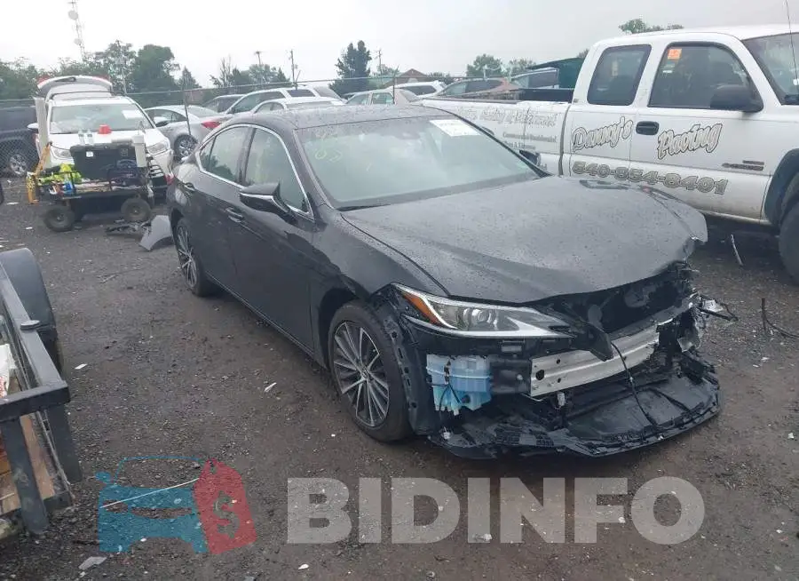 58ADA1C17RU052518 Photo# 1