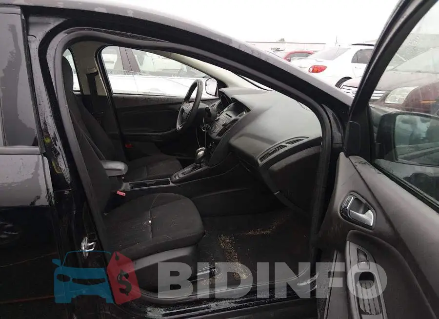 1FADP3F22GL208614 Photo# 5