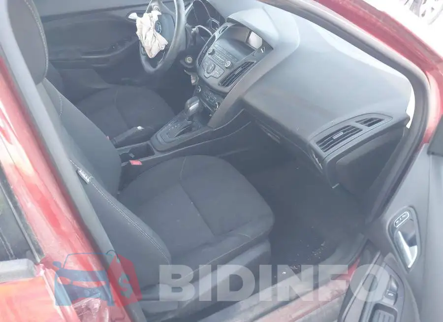1FADP3F2XJL246499 Photo# 5