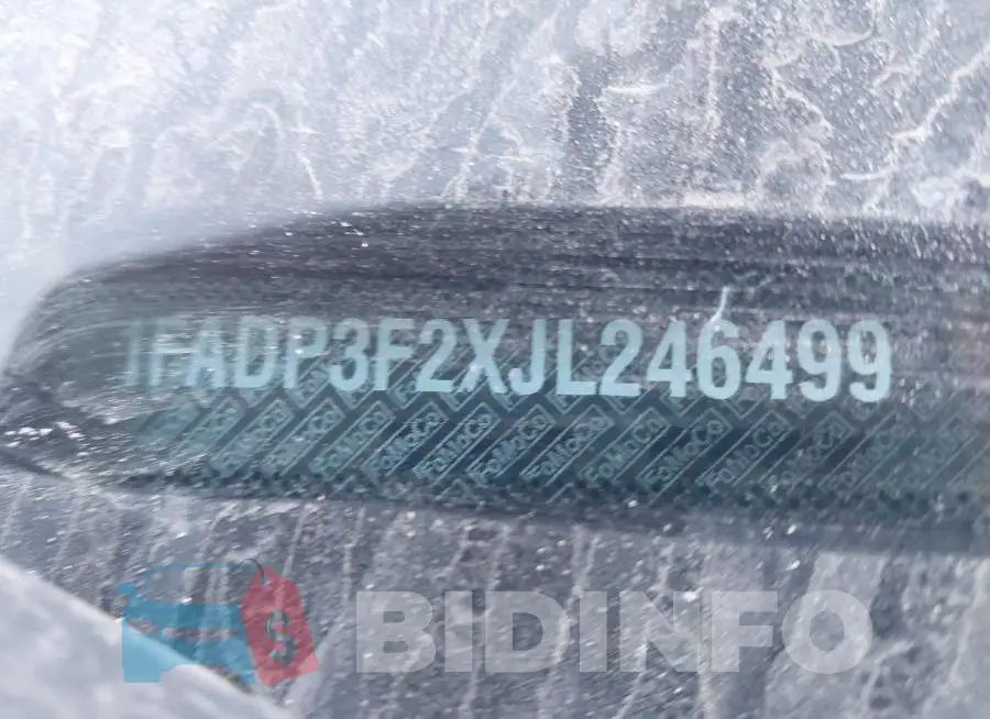 1FADP3F2XJL246499 Photo# 9