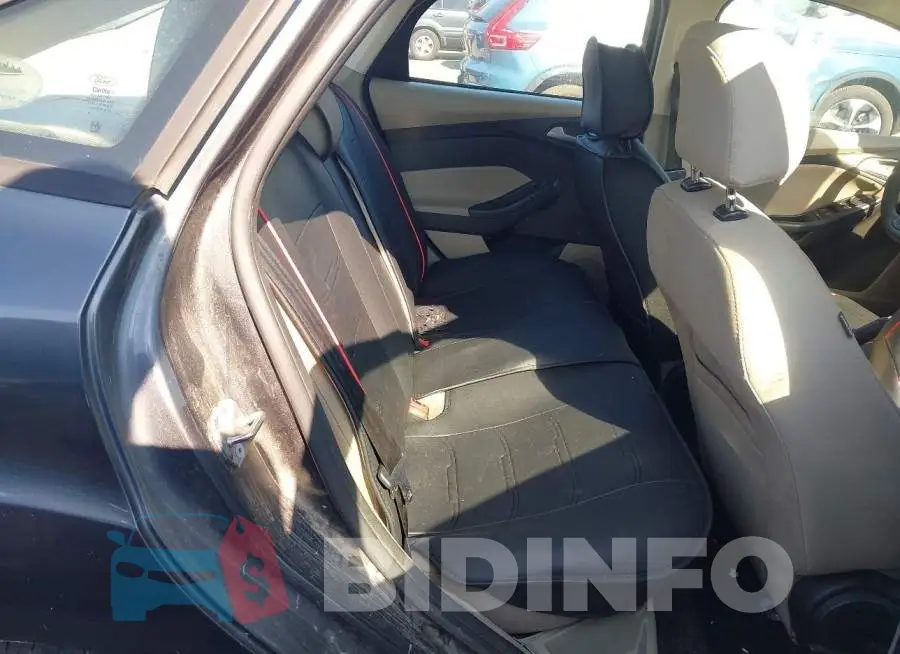 1FADP3FE9HL269504 Photo# 8