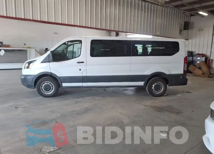 1FBZX2ZM3JKB36041 Photo# 15
