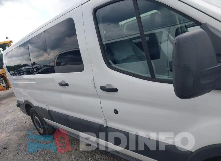 1FBZX2ZM4JKB42902 Photo# 13