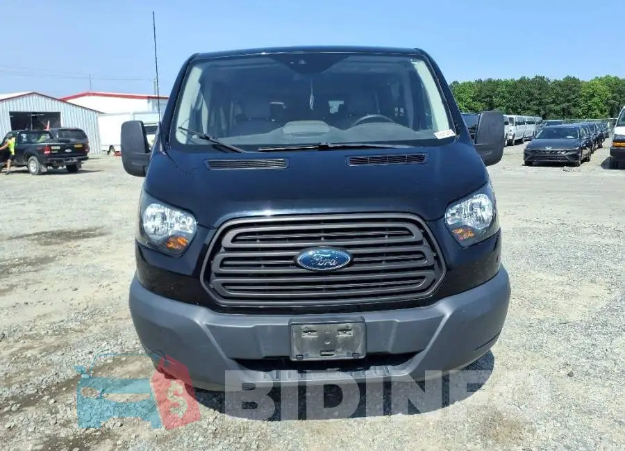 1FBZX2ZM5JKB52953 Photo# 6