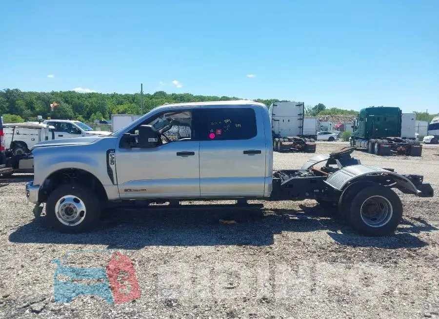 1FT8W3DT2PED51531 Photo# 15