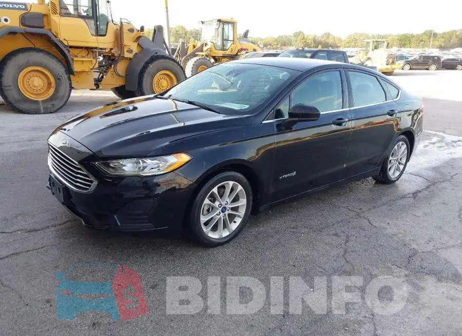 3FA6P0LU5KR274565 Photo# 2