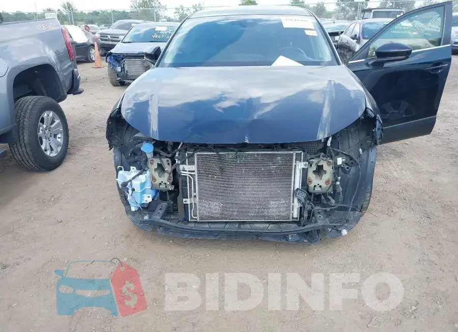 3MVDMBCL2LM115514 Photo# 6