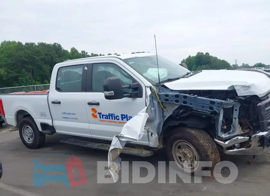 1FT7W2BA5TED01806 Photo# 13