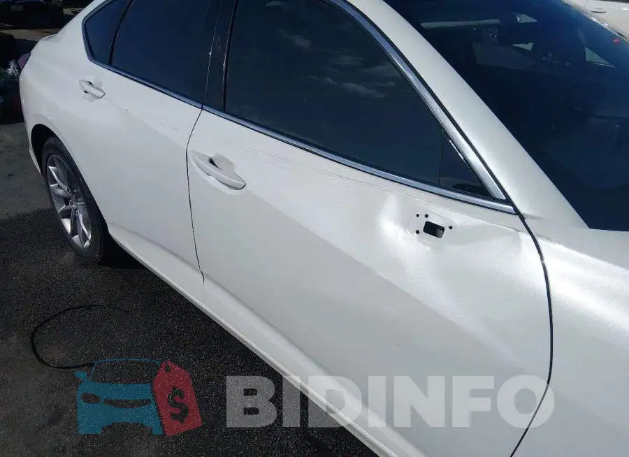 19UUB5F39MA013213 Photo# 6