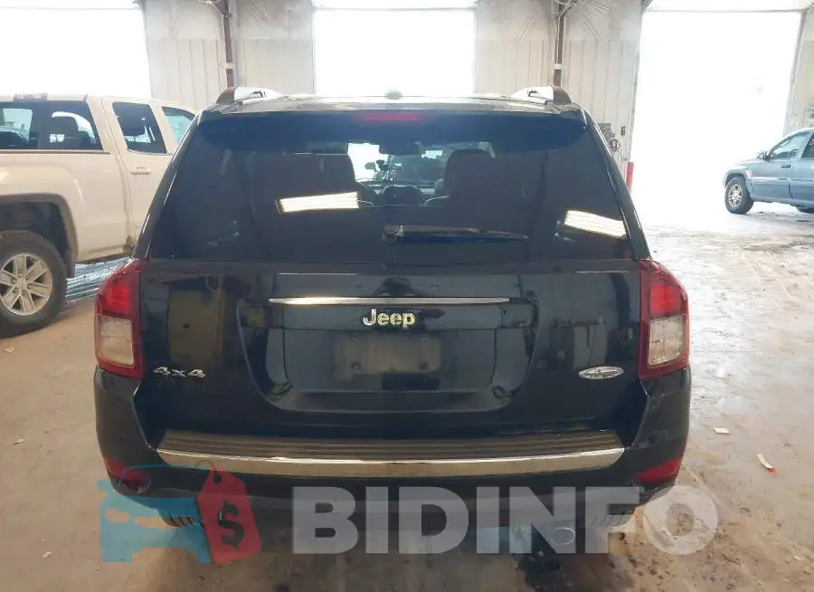 1C4NJDEB7HD192249 Photo# 16