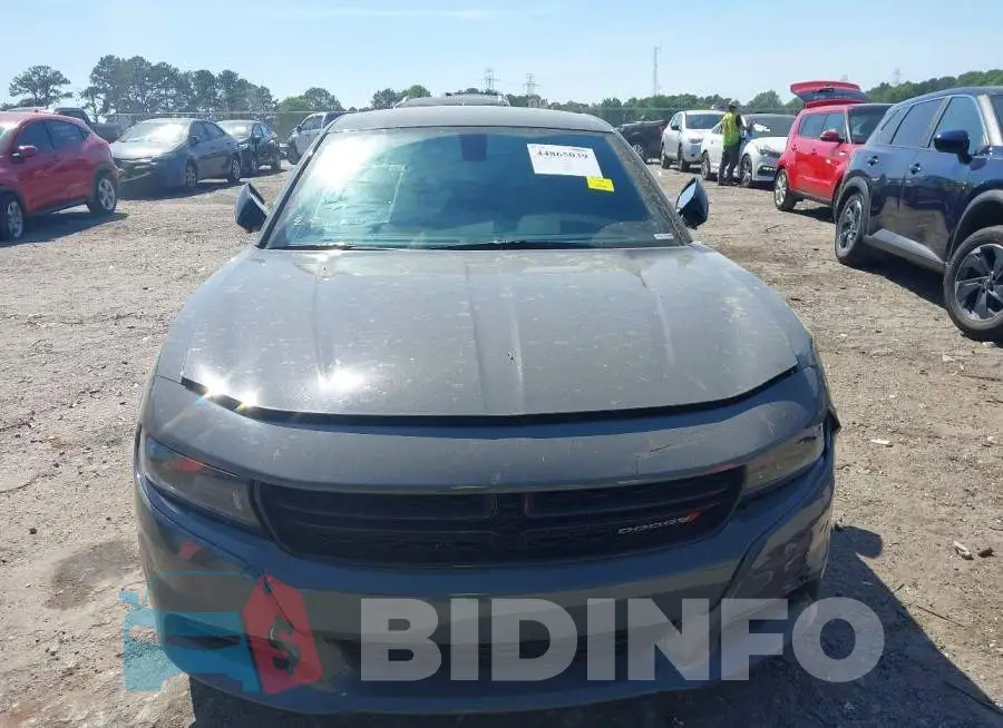 2C3CDXBG2PH636045 Photo# 12