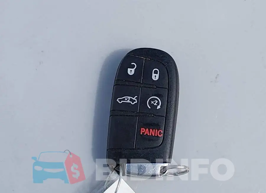 2C3CDXBG5PH516661 Photo# 11