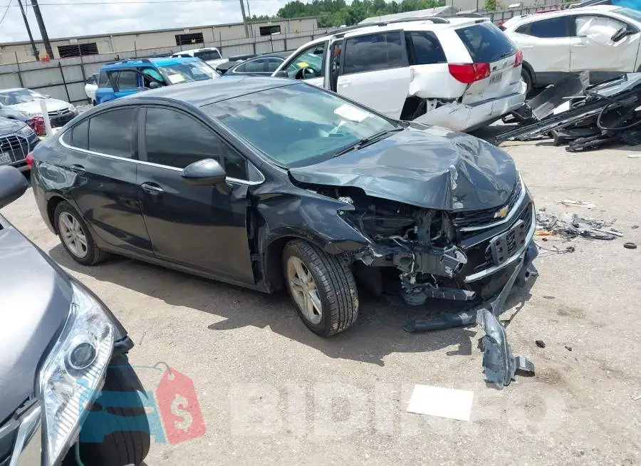 1G1BE5SM4J7174114 Photo# 1