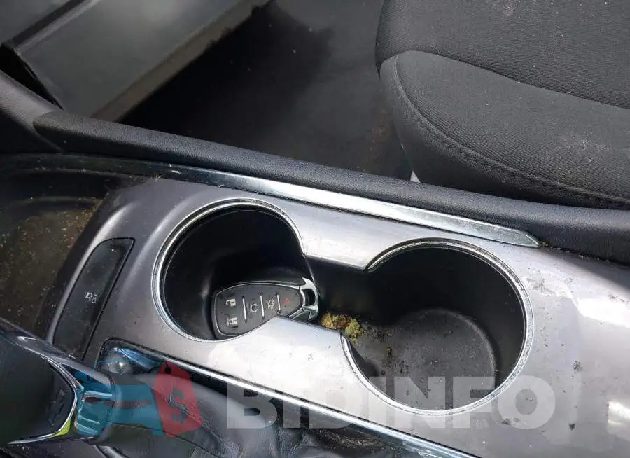 1G1ZD5ST8PF212841 Photo# 11