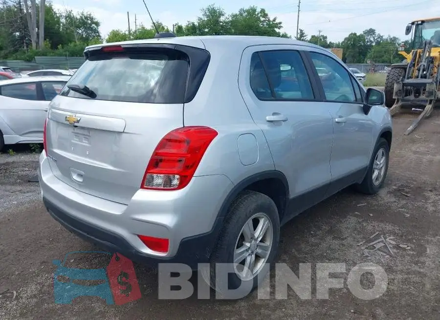 KL7CJNSB3JB558384 Photo# 4