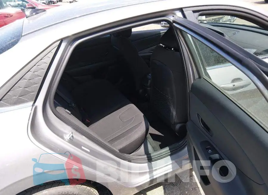 KMHLS4DG4TU119717 Photo# 8