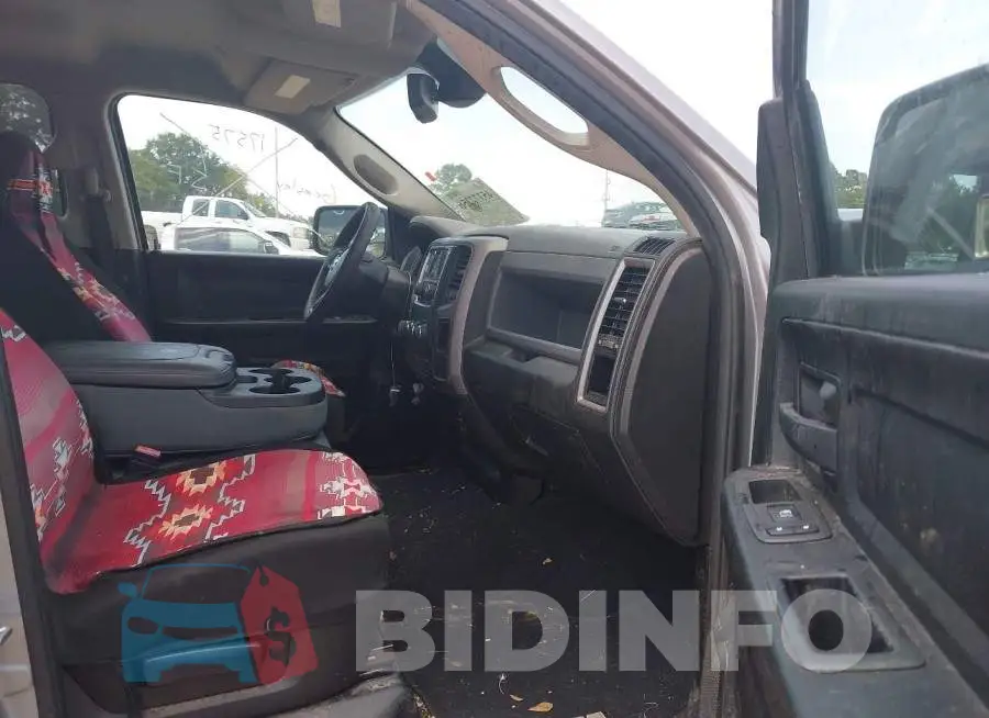 1C6RR6FG8LS121198 Photo# 5