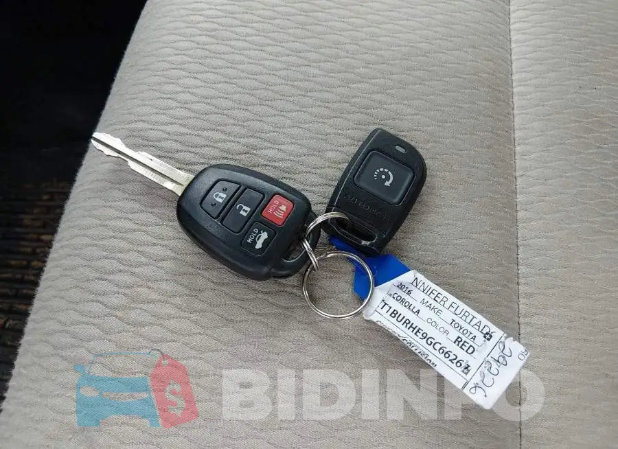 2T1BURHE9GC662676 Photo# 11
