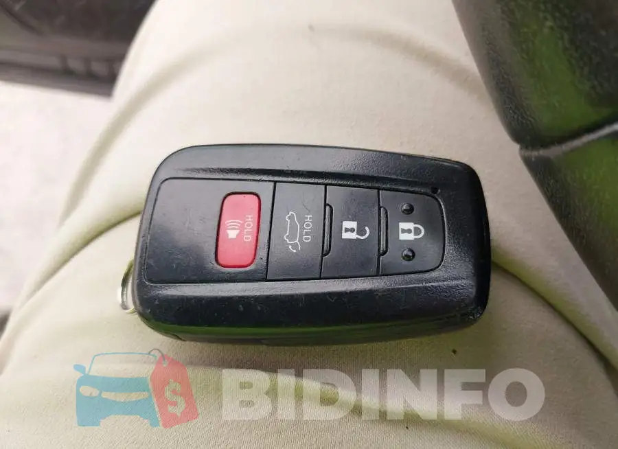 2T3A1RFV2LC062865 Photo# 11