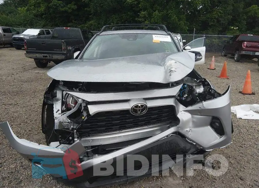 2T3A1RFV8SC507821 Photo# 12