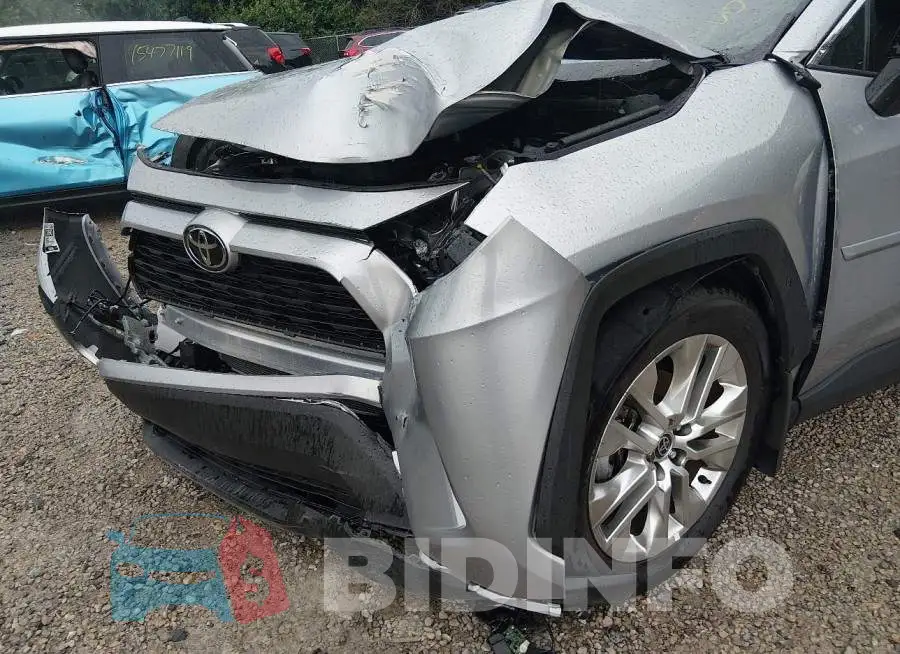 2T3A1RFV8SC507821 Photo# 6