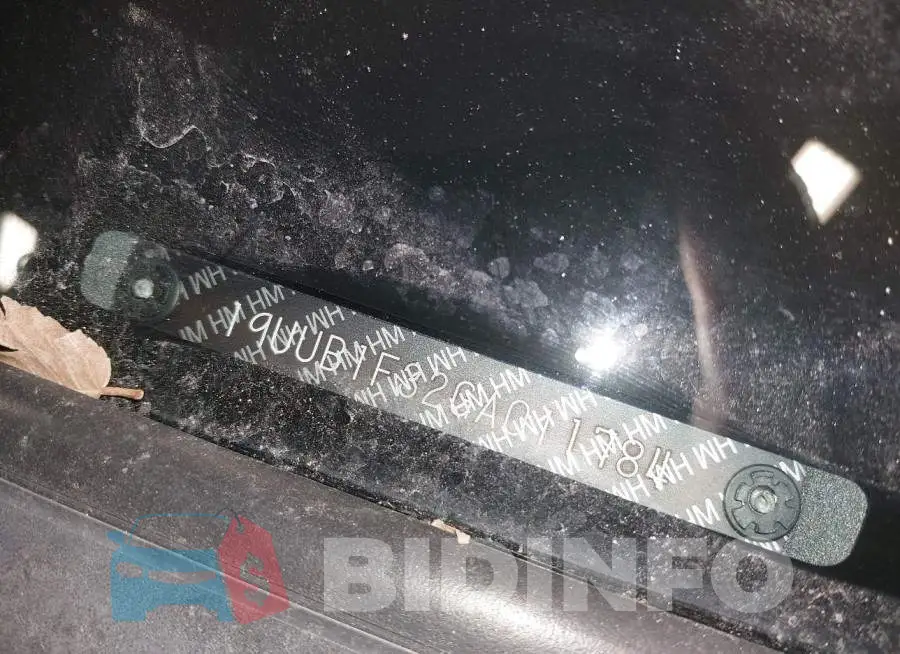 19UUB1F32GA011784 Photo# 9