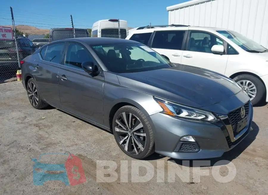 1N4BL4CV6NN402569 Photo# 1